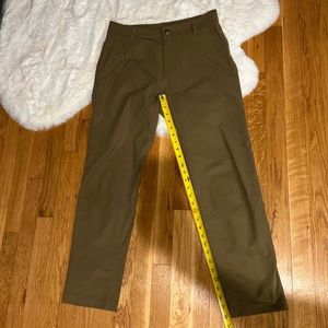 Lulu Lemon Commission pants